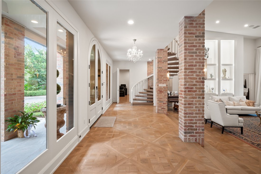 House in Houston, Texas, United States 3 - 16540326