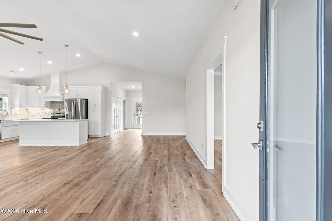 House in Oak Island, North Carolina, United States 5 - 17495441