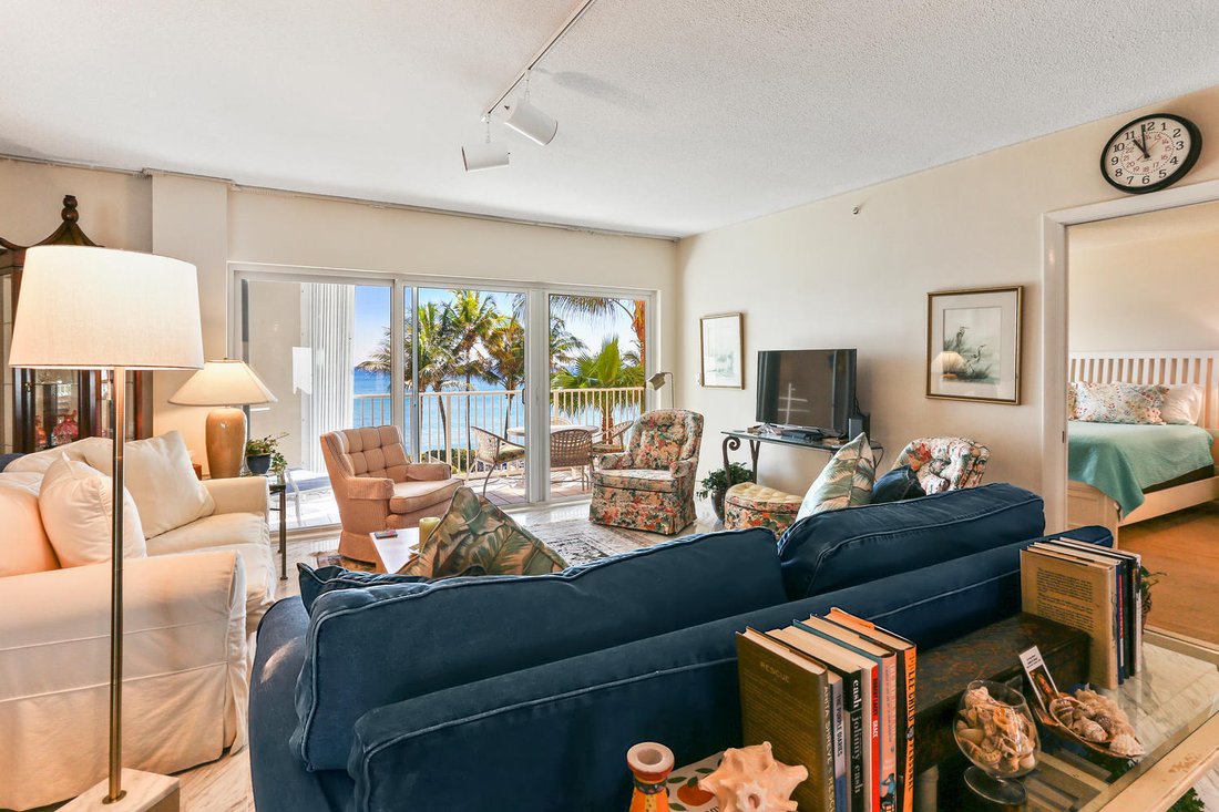 Condo in Boca Raton, Florida, United States 5 - 17496198