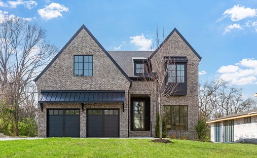 Co Op in Forest Hills, Tennessee, United States 1