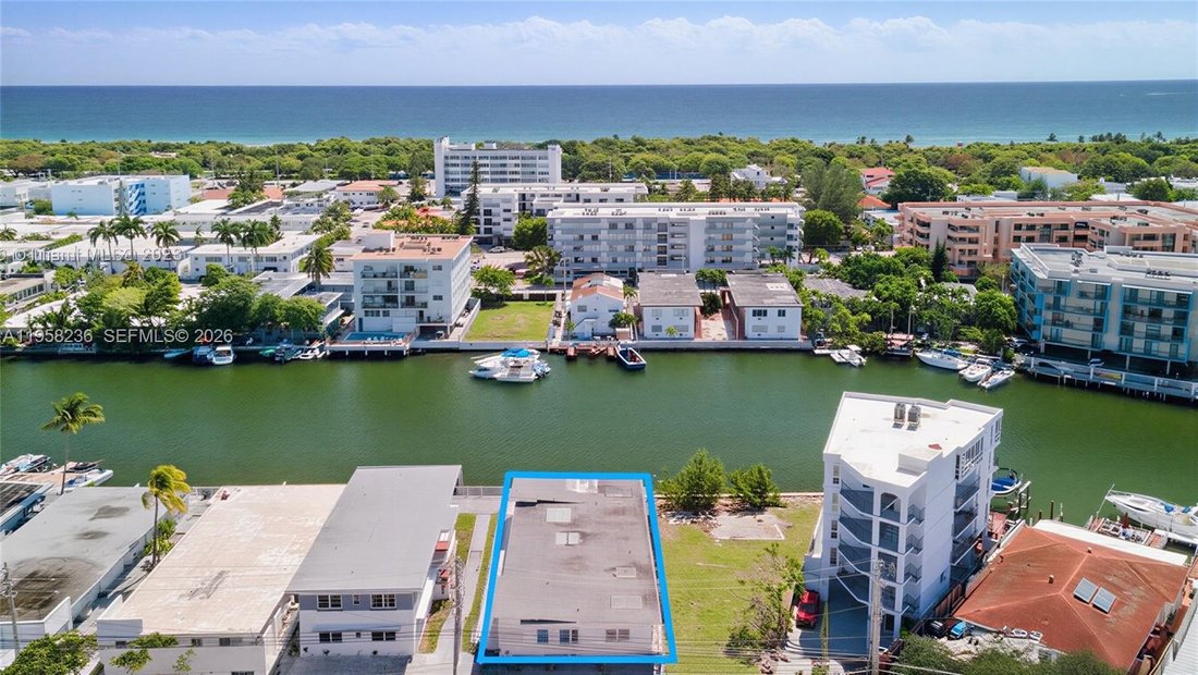 Miami Beach, Florida, United States 1 - 17072840
