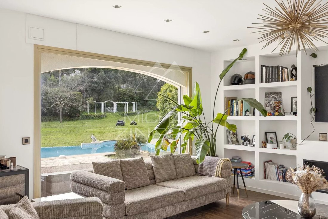 Villa in Sud, Roquefort-les-Pins, France 5 - 17494486