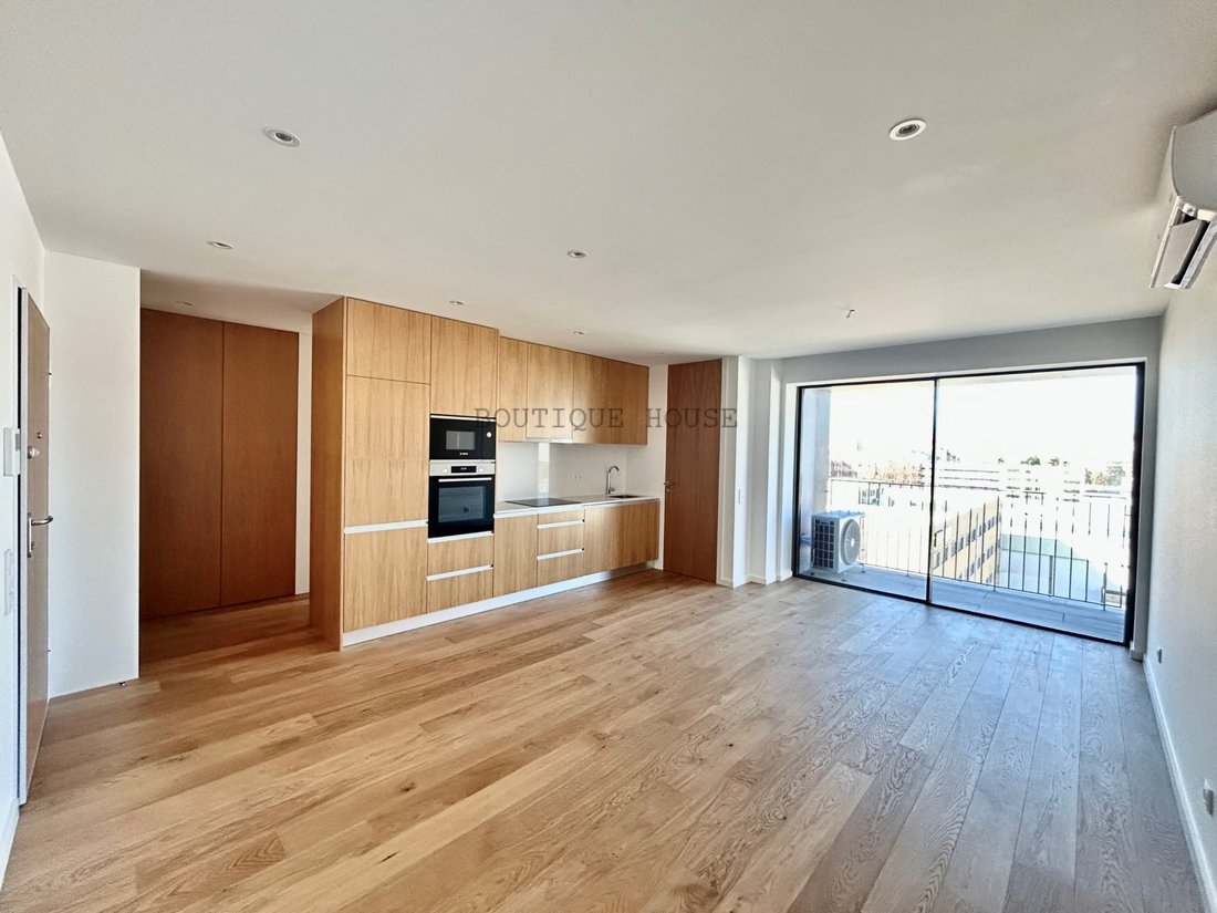 Apartment in Matosinhos e Leca da Palmeira, Porto District, Portugal 1 - 17155308