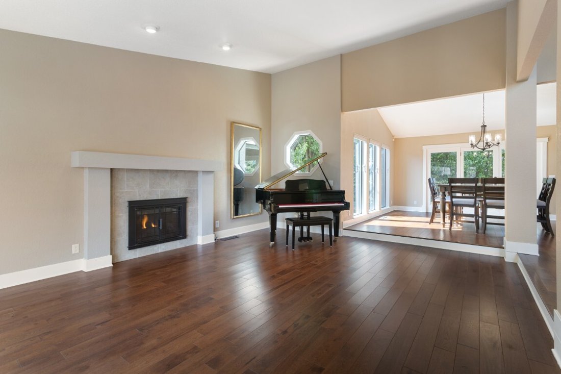 House in Redding, California, United States 4 - 17495458