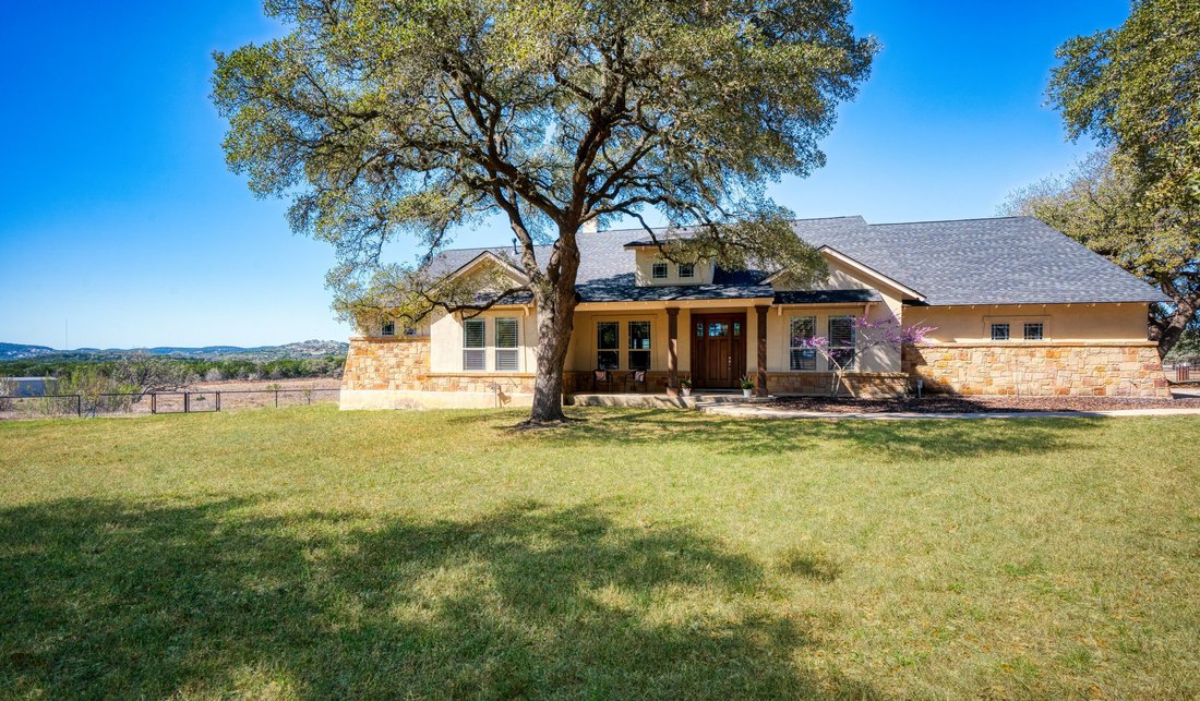 House in Bandera, Texas, United States 1 - 17497279