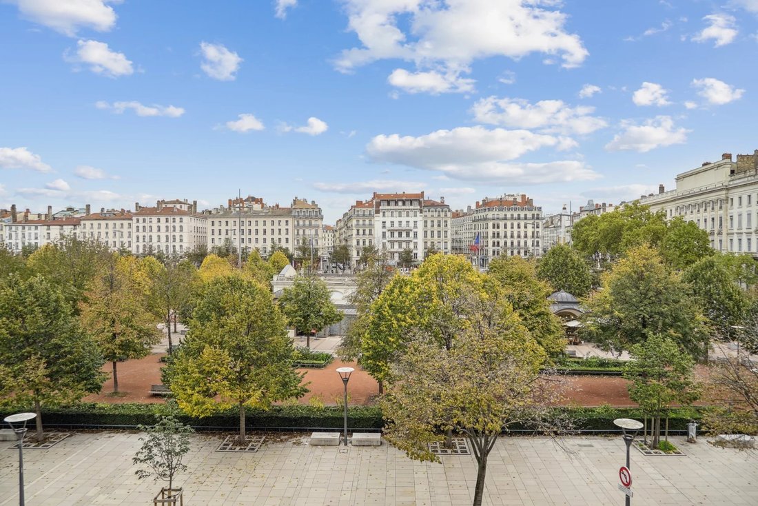Apartment in Cordeliers-Célestins-Bourse, Lyon 2e Arrondissement, Lyon 2 - 16358514