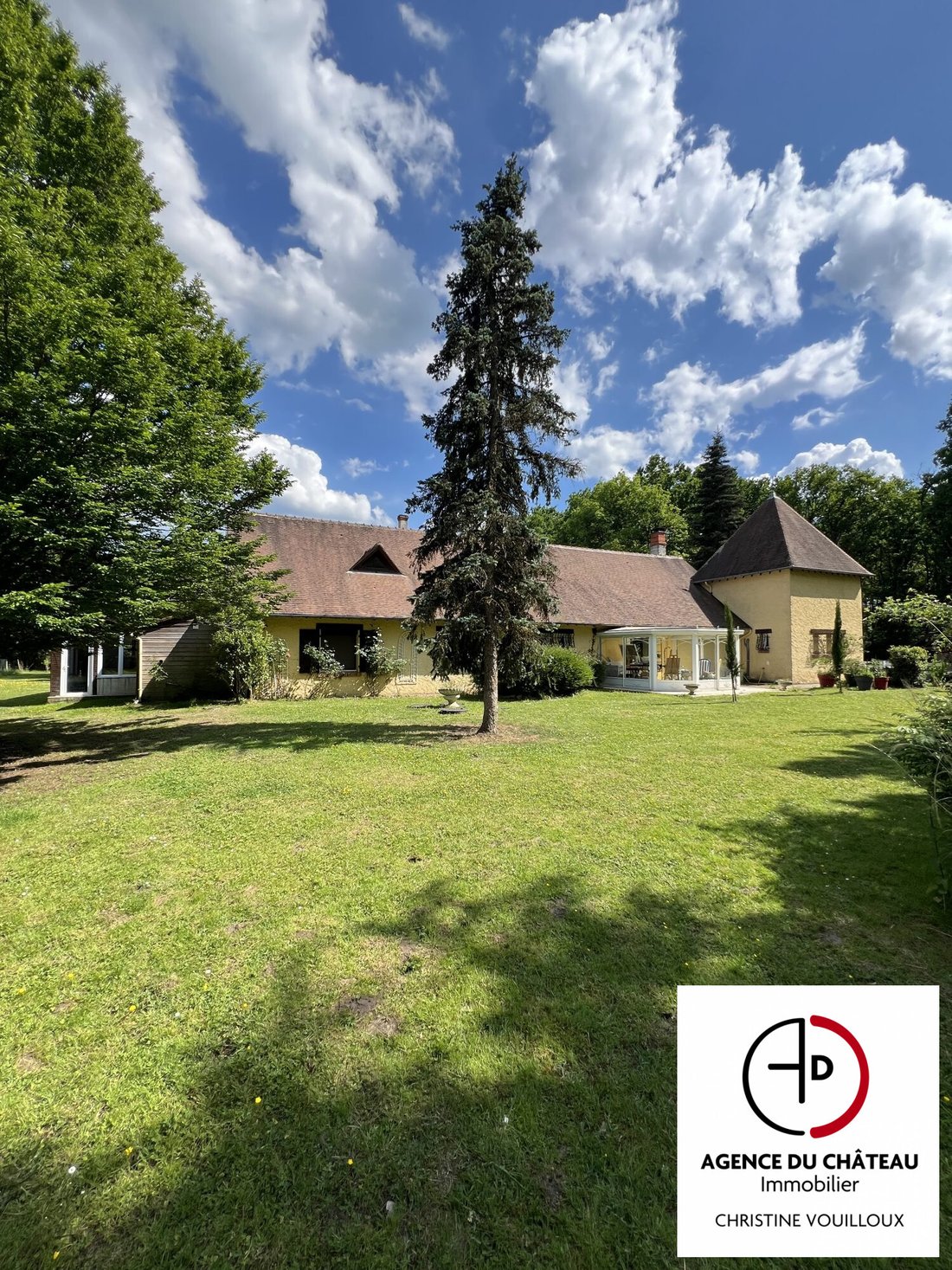 House in Bouzy-la-Foret, Centre-Val de Loire, France 1 - 17498692