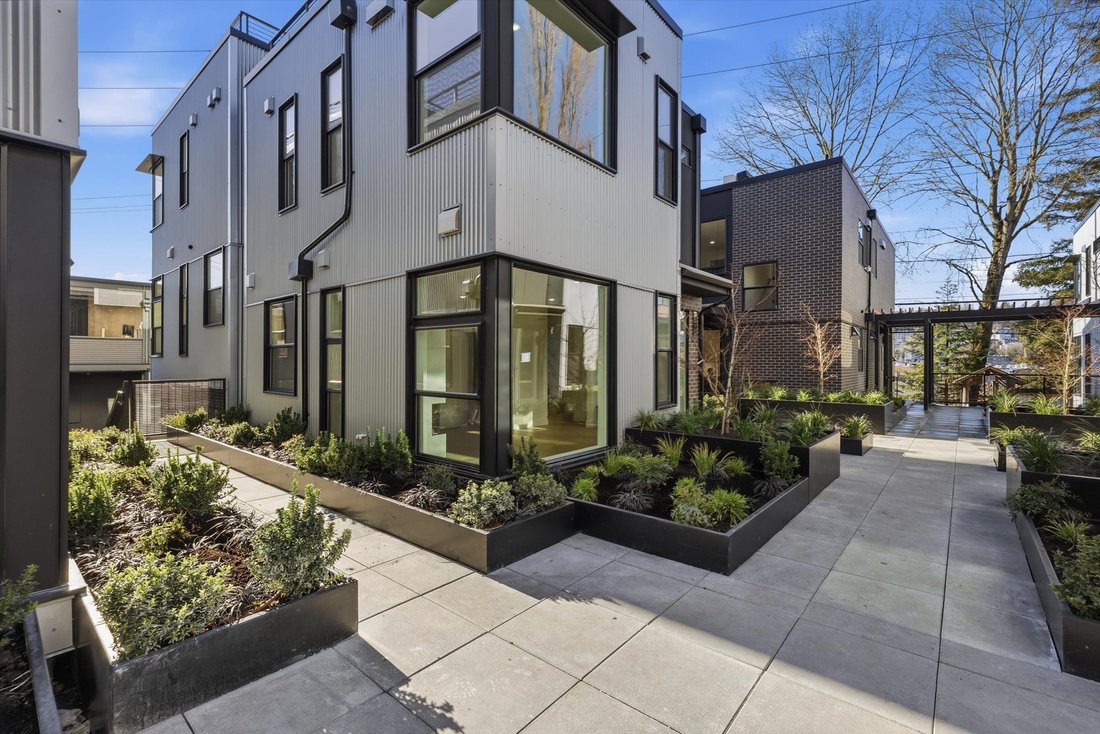 House in Seattle, Washington, United States 1 - 17495083