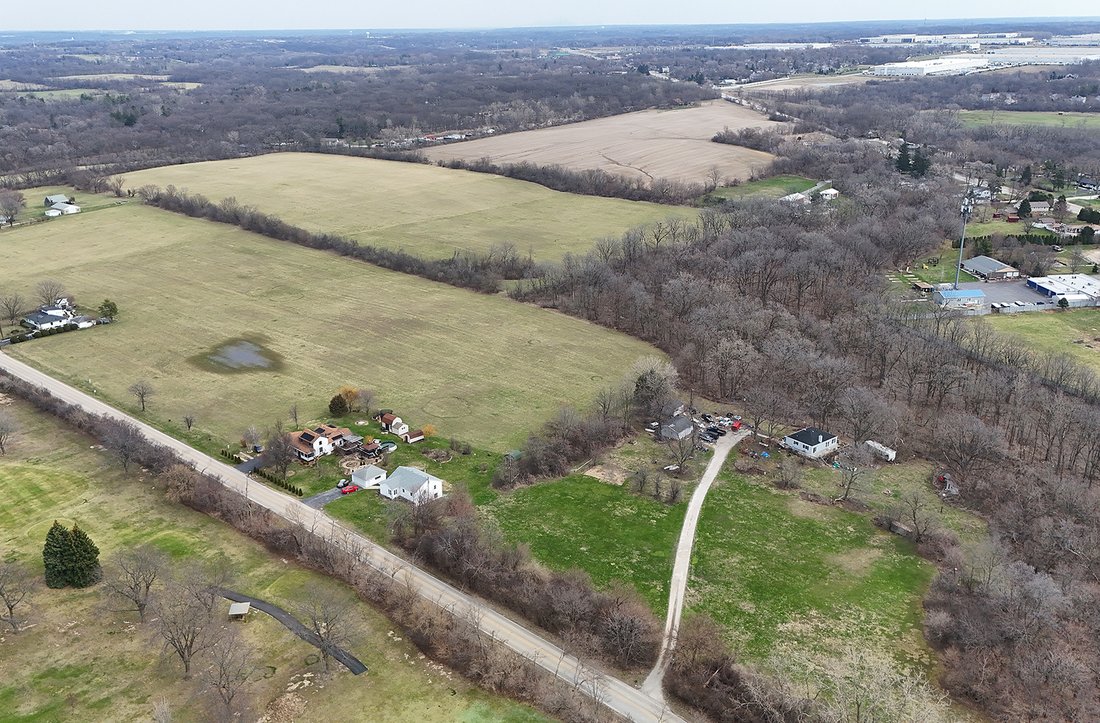 Farm Ranch in Lockport, Illinois, United States 5 - 17498814