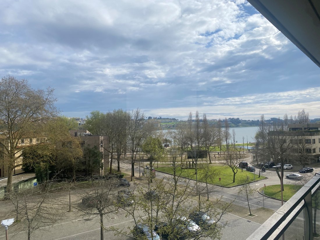 Apartment in Lordelo do Ouro e Massarelos, Porto District, Portugal 1 - 17494820
