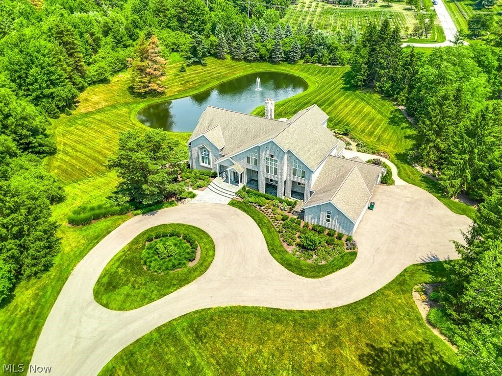 House in Novelty, Ohio, United States 3 - 17495630
