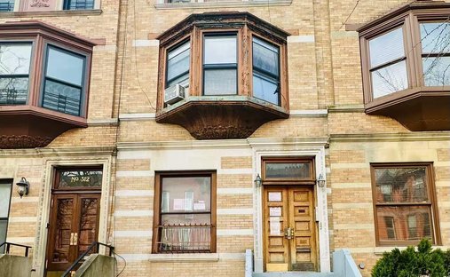 House in New York, New York, United States 1