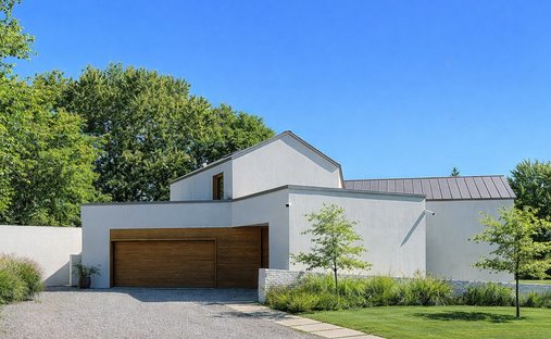 House in Baie-D'Urfe, Quebec, Canada 1