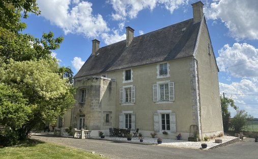Chateau in Valdelaume, Nouvelle-Aquitaine, France 1