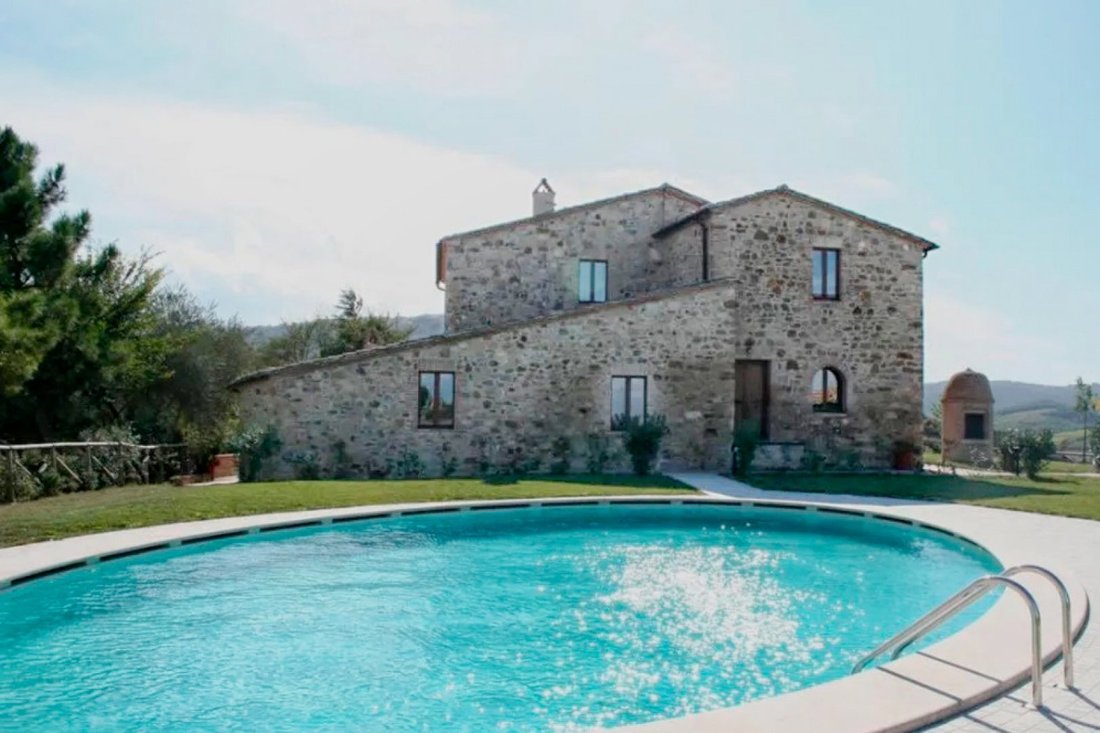 Land in Montalcino, Tuscany, Italy 4 - 16945149