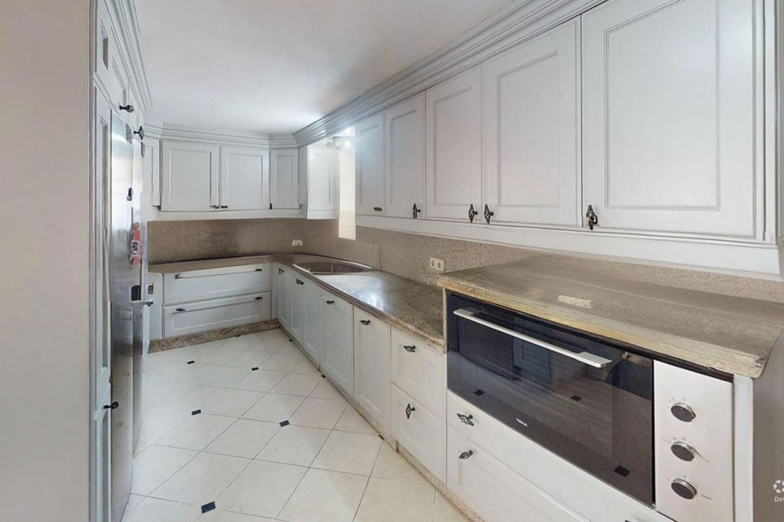 Villa in Estepona, Andalusia, Spain 5 - 17494630