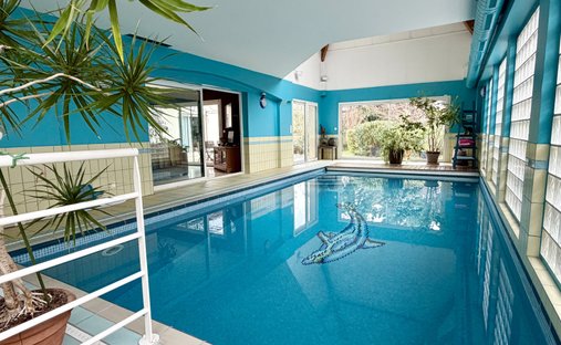 House in La Prevote, Thiais, France 1