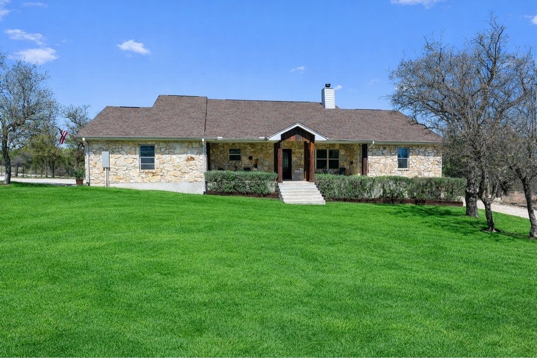 House in Liberty Hill, Texas, United States 2 - 17496688