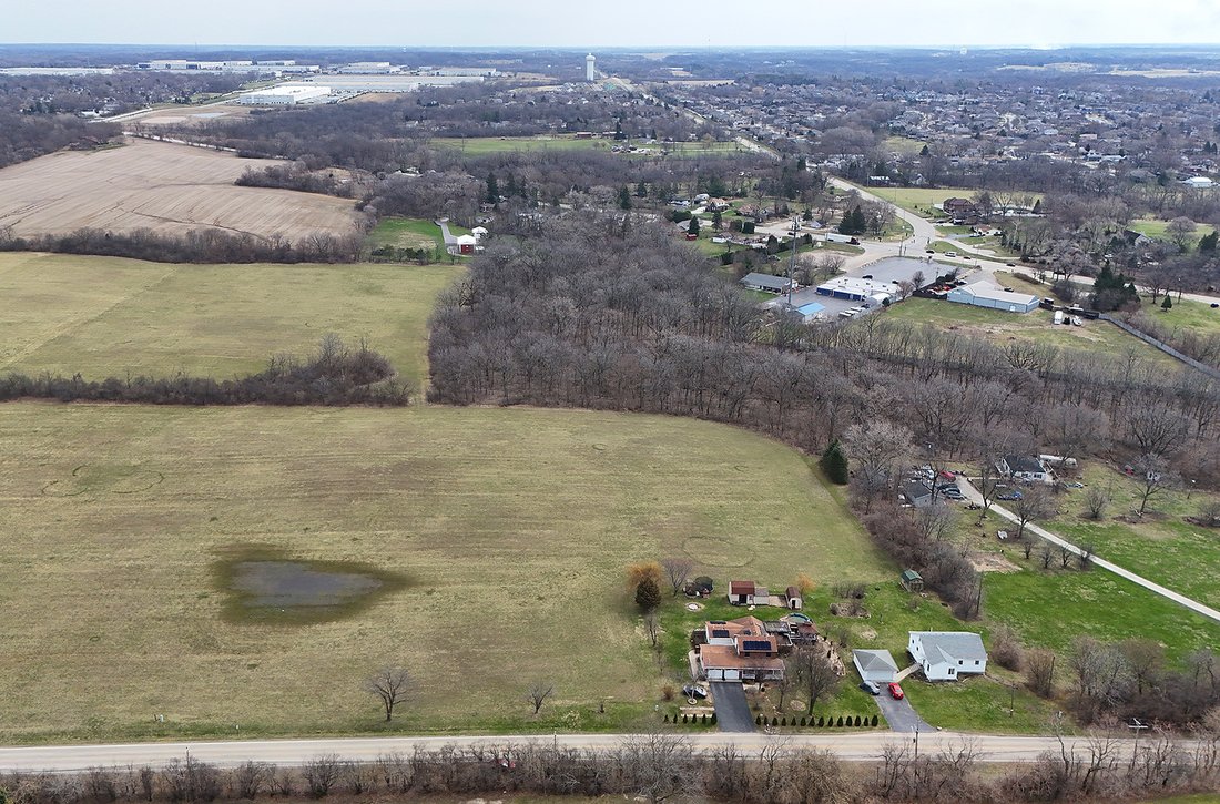 Farm Ranch in Lockport, Illinois, United States 4 - 17498814