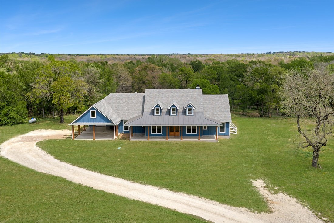 House in Davilla, Texas, United States 1 - 17496520
