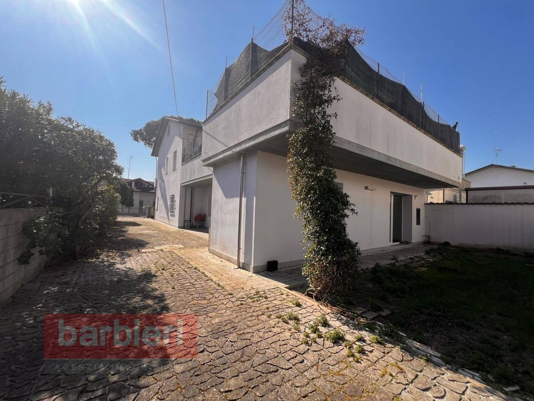 House in Center, Cervia, Emilia-Romagna 4 - 17498258