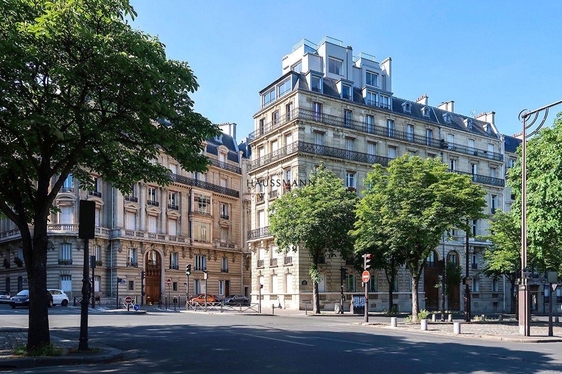 Apartment in Triangle d'Or, Paris 8e Arrondissement, Paris 2 - 15735454