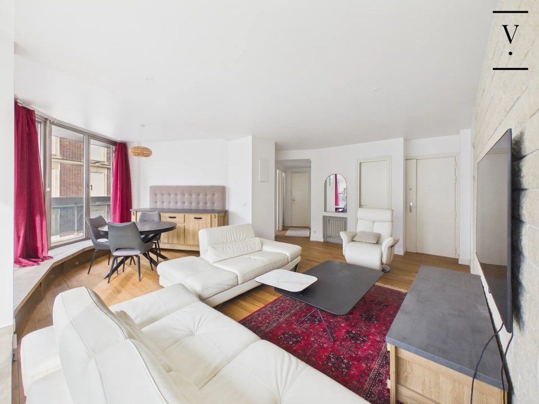 Apartment in Gros Caillou, Paris 7e Arrondissement, Paris 5 - 17247817