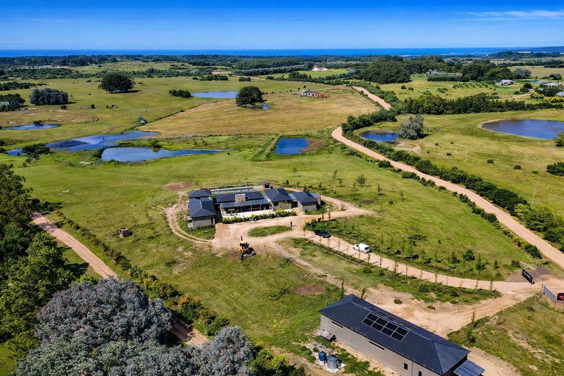Azienda agricola a La Juanita, Dipartimento di Maldonado, Uruguay 1 - 17475805