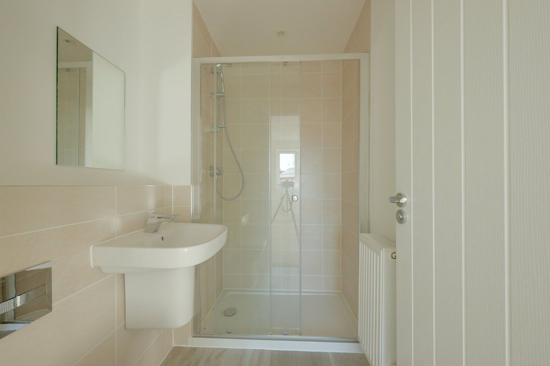 House in Burgess Hill, England 4 - 17495021