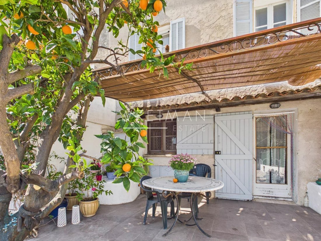House in Le Plan-de-la-Tour, Provence-Alpes-Côte d'Azur, France 4 - 17495550