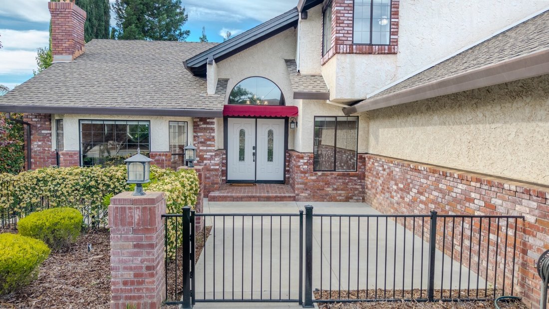 House in Redding, California, United States 2 - 17495458