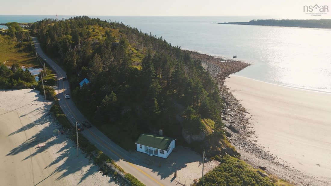 House in Cape Forchu, Nova Scotia, Canada 3 - 17497409