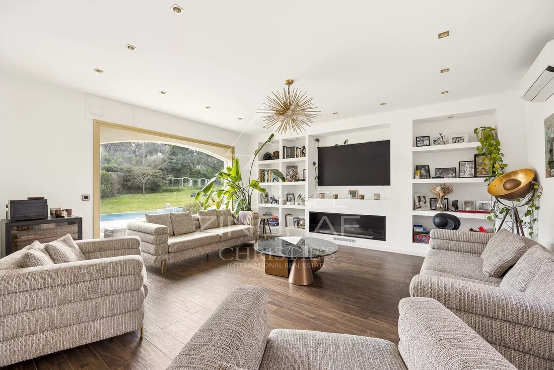 Villa in Sud, Roquefort-les-Pins, France 4 - 17494486
