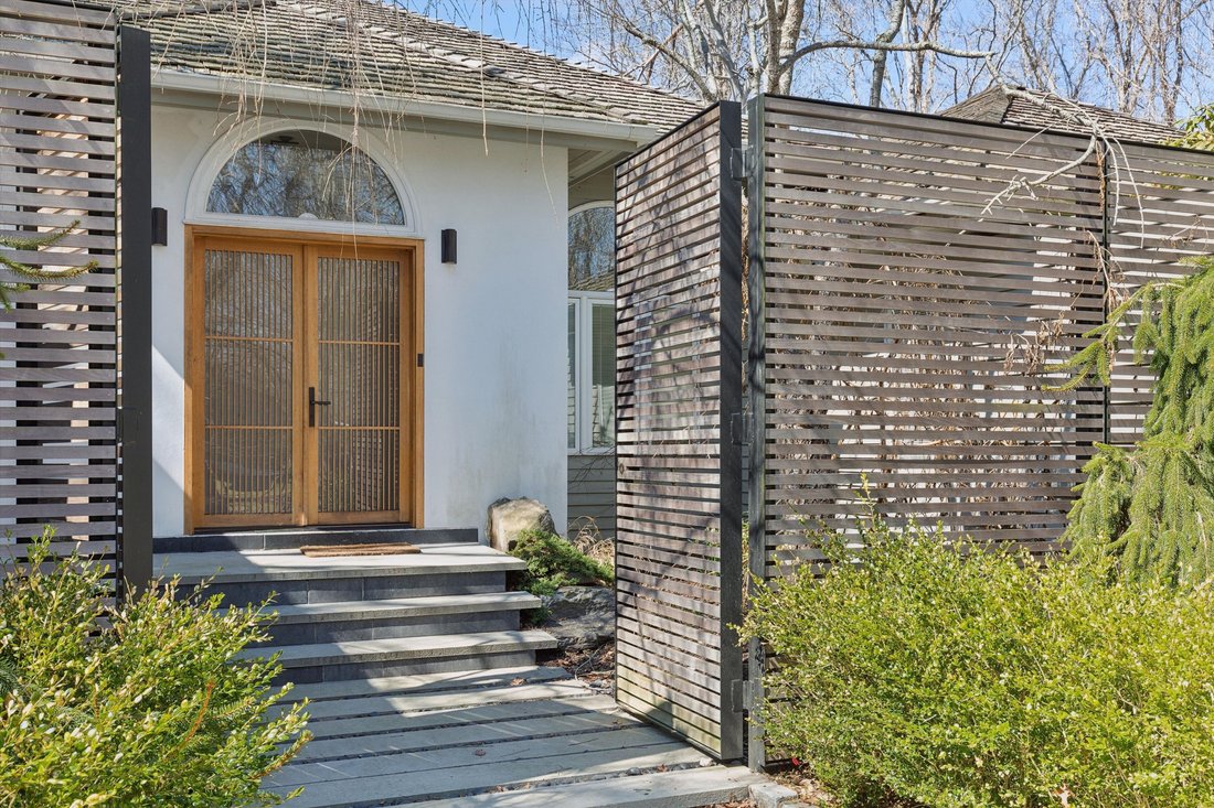 East Hampton, New York, United States 3 - 17423403