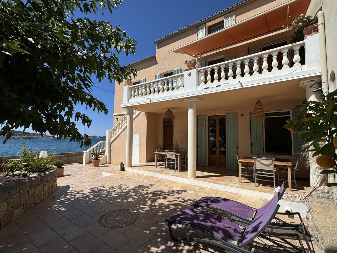 House in Coste Chaude-Mauveou, La Seyne-sur-Mer, France 2 - 16993093