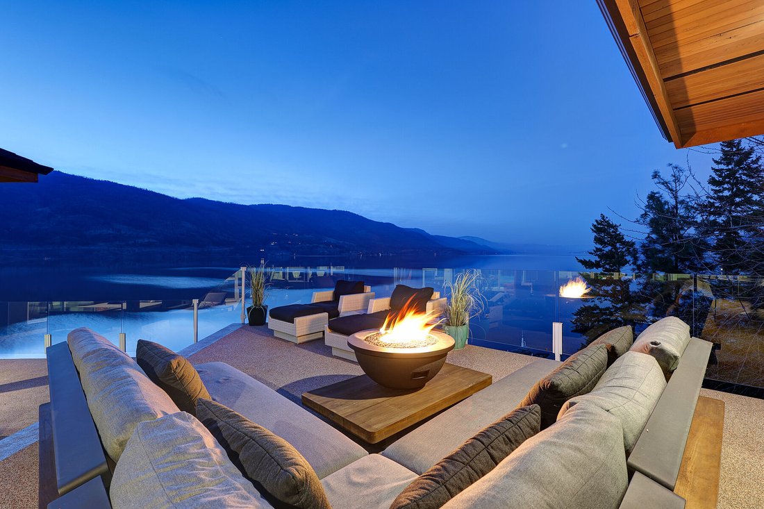 House in Kelowna, British Columbia, Canada 5 - 17497270