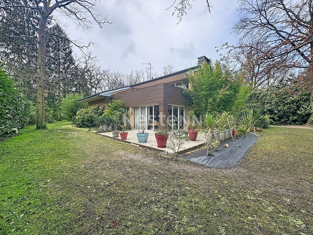 House in Ouest, Lamorlaye, France 2 - 17497725