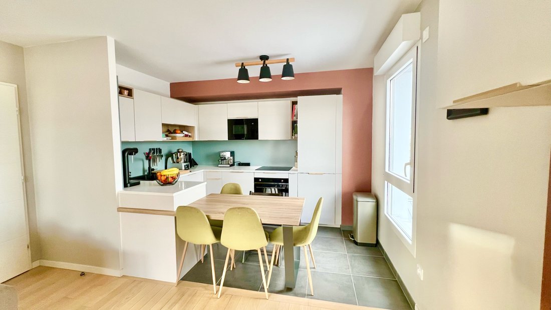 Apartment in Centre Ville, Rueil-Malmaison, France 2 - 17494557