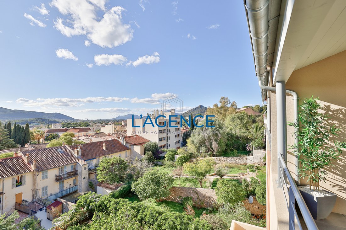 Apartment in Hyeres, Provence-Alpes-Côte d'Azur, France 2 - 17497543