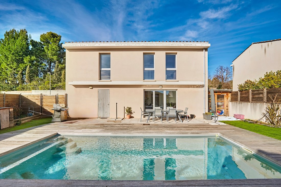 House in Granettes-Jauberte-Sainte Anne, Aix-en-Provence, France 1 - 17496833