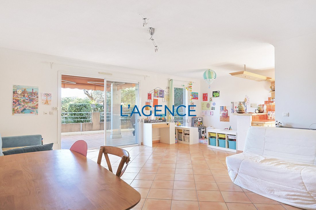 Apartment in Hyeres, Provence-Alpes-Côte d'Azur, France 3 - 17497562