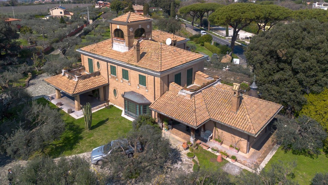 Villa in Castagnole-Spinabella-Montecrescenzio, Marino, Lazio 2 - 17498246