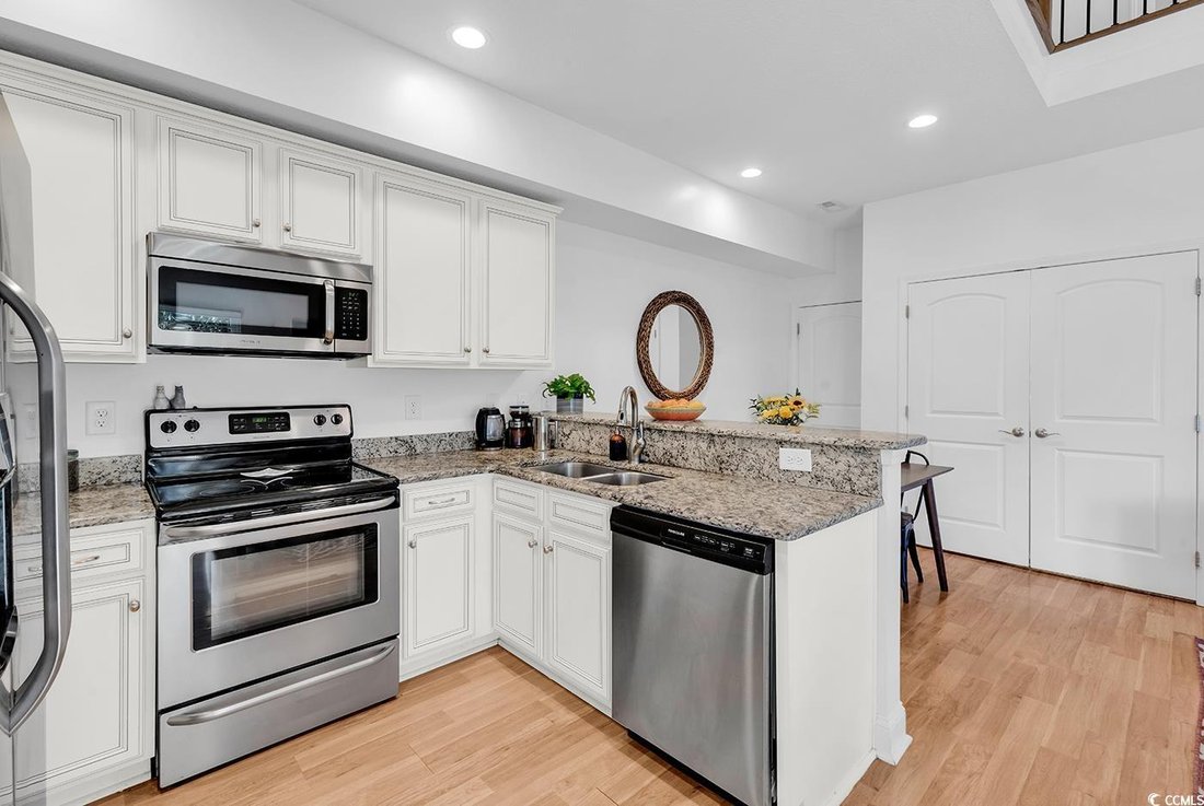 House in Surfside Beach, South Carolina, United States 5 - 17495454