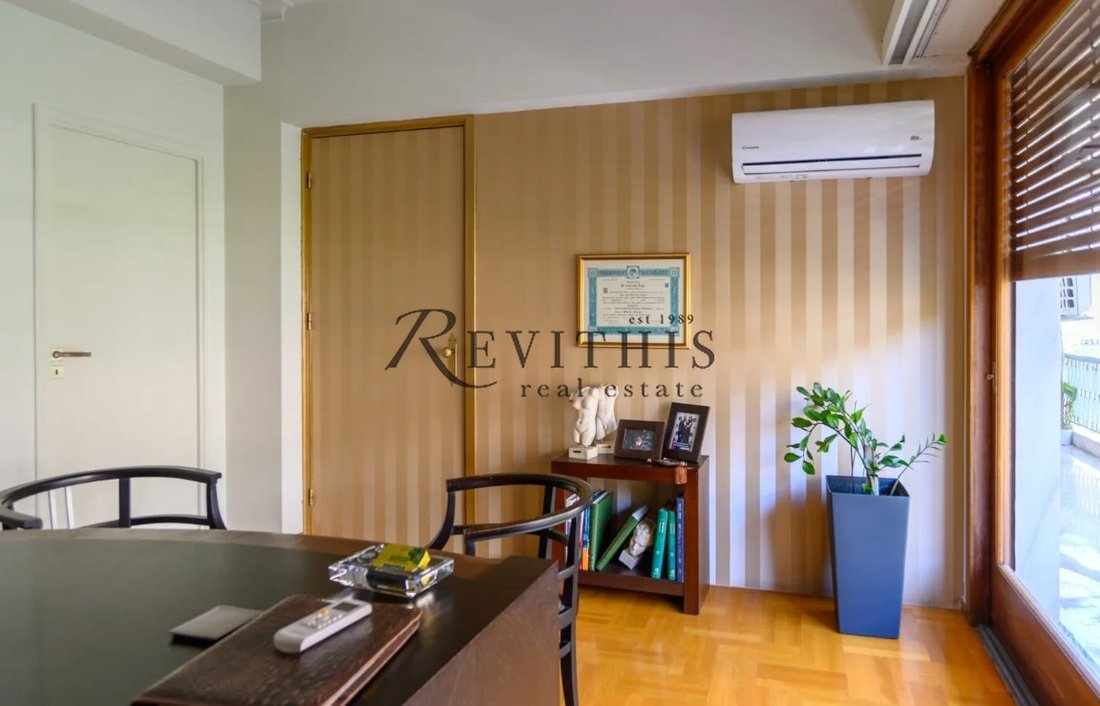 Apartment in Sunoikia Kolonakiou, 1st District of Athens, Athens 4 - 17495794