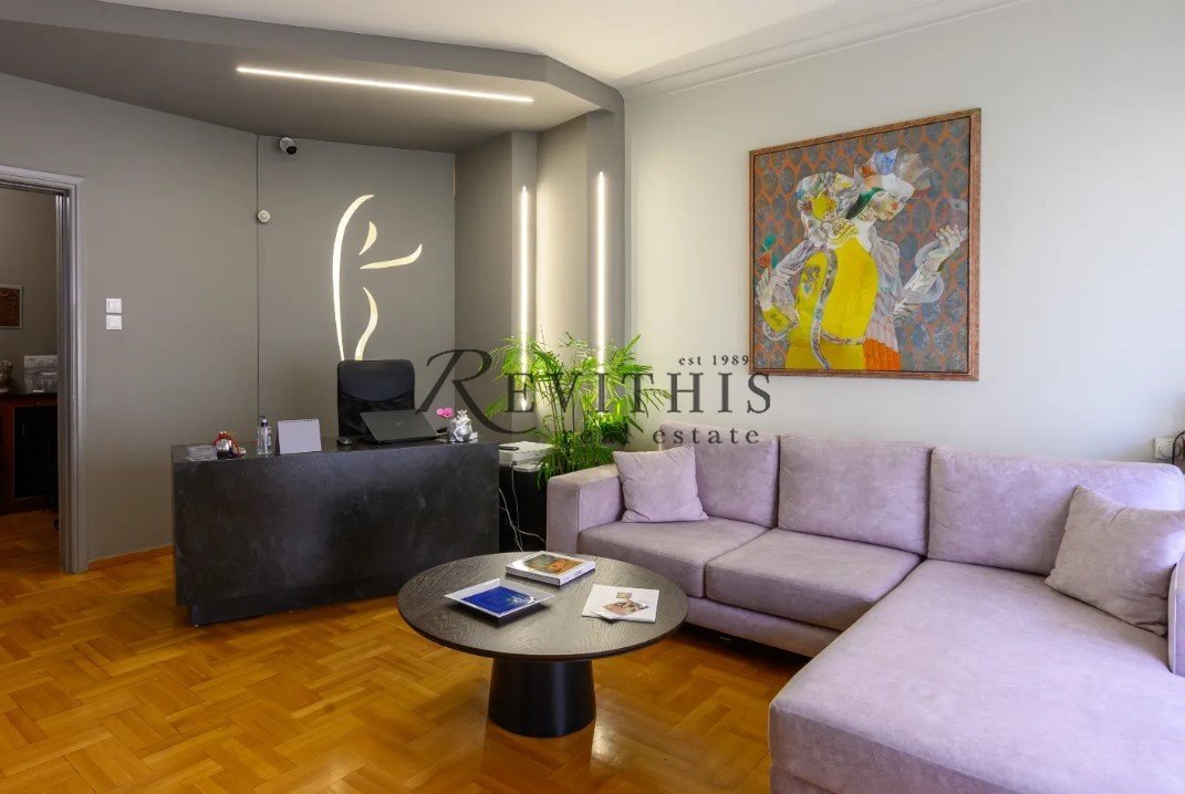 Apartment in Sunoikia Kolonakiou, 1st District of Athens, Athens 2 - 17495794