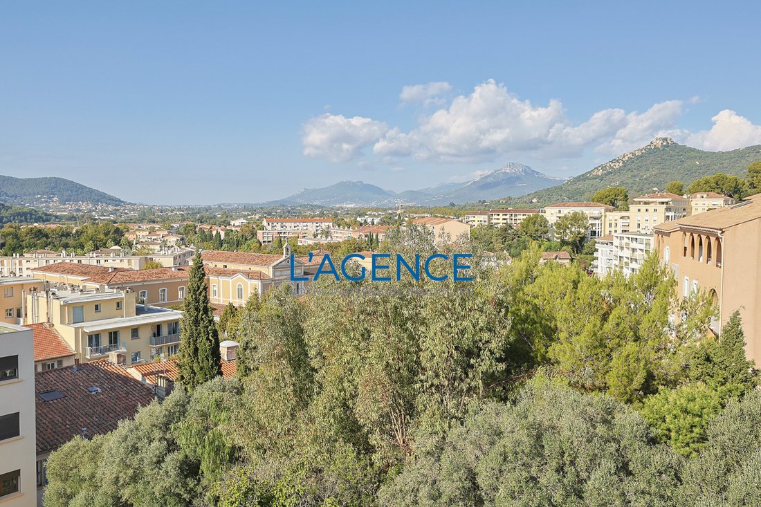 Apartment in Hyeres, Provence-Alpes-Côte d'Azur, France 5 - 17497538