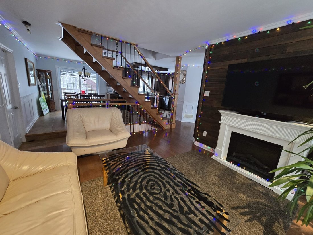House in Cantley, Quebec, Canada 5 - 17496457