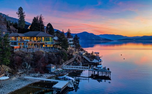 Casa en Kelowna, Columbia Británica, Canadá 1