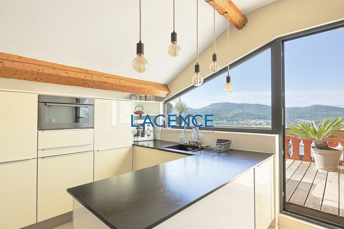 Apartment in Hyeres, Provence-Alpes-Côte d'Azur, France 4 - 17497538