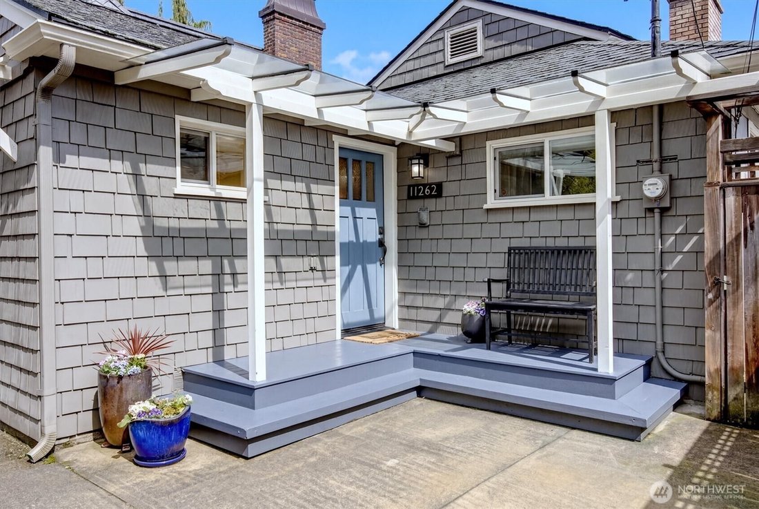 House in Seattle, Washington, United States 2 - 17498424